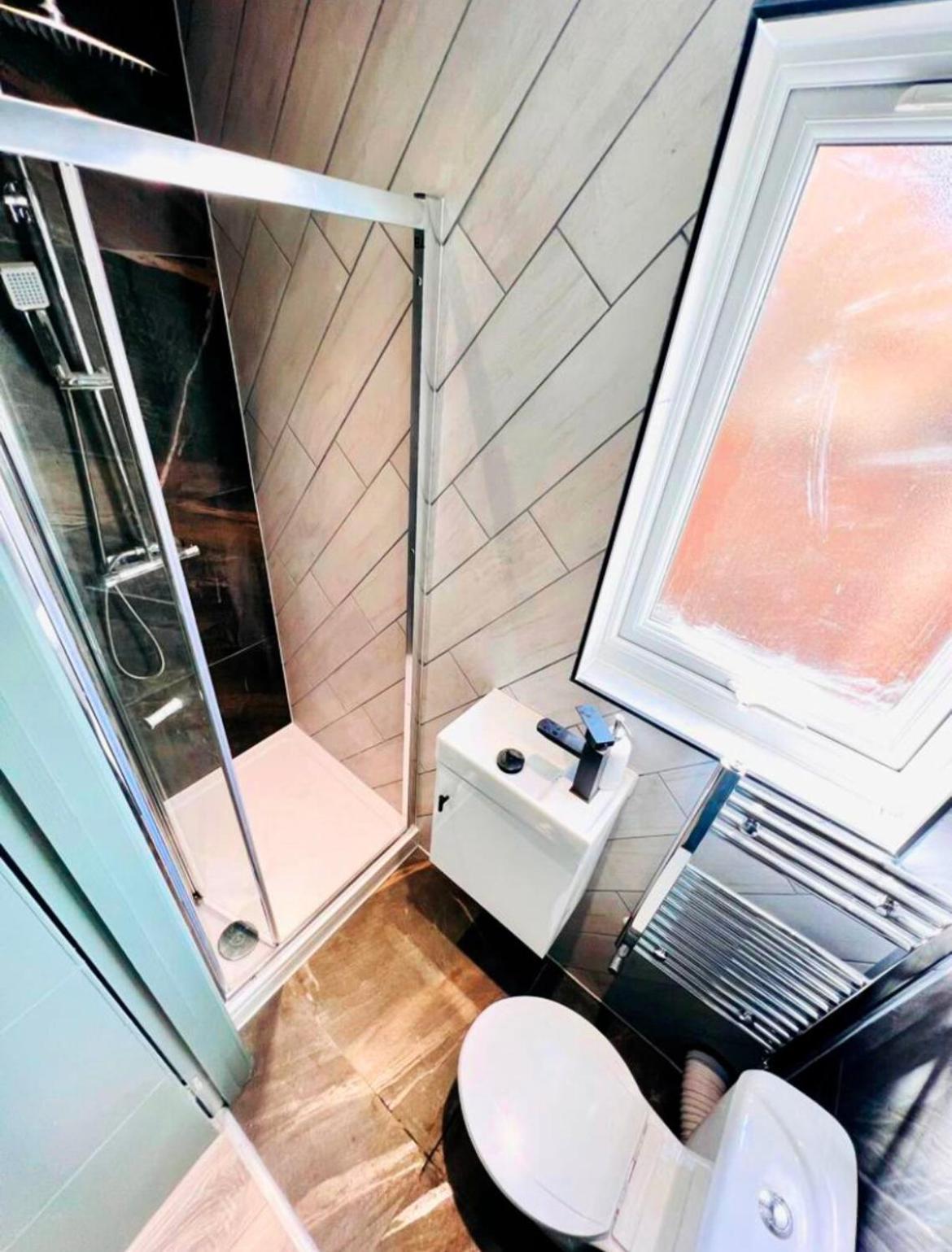 London 43 Ensuite Room Look Like Hotel Top Locations Exterior photo